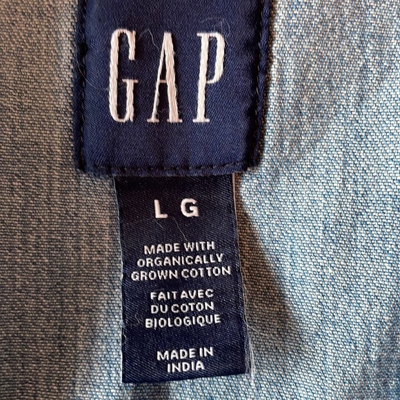GAP Denim shirt - Picture 7 of 8